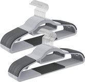 SONGMICS Kleerhangers, Set van 30, Kunststof, Antislip, Ruimtebesparend, 42 cm Breed, Draaibare Haak, Grijs