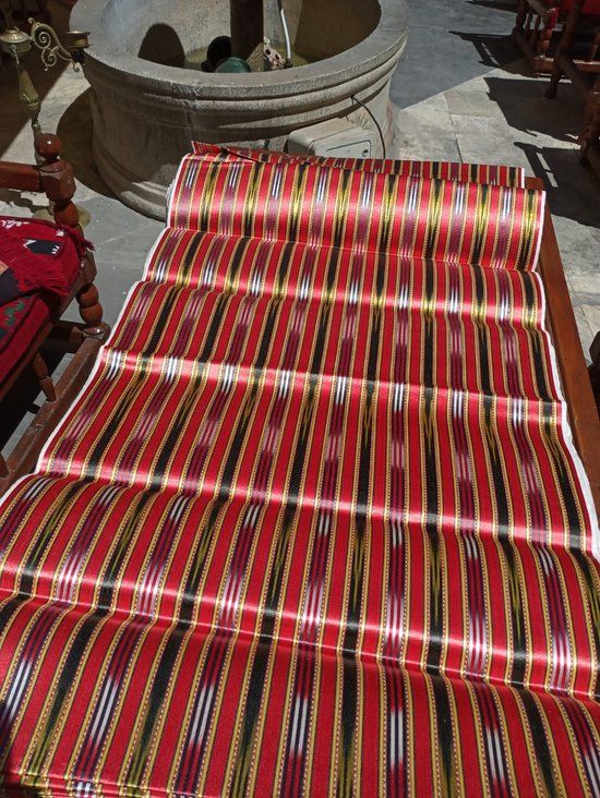 STOF SATIJN ATLAS/HANDGEWEVEN/PER 1 METER