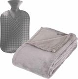 Atmosphera Fleece deken/plaid Lichtgrijs 130 x 180 cm en kruik 2 liter