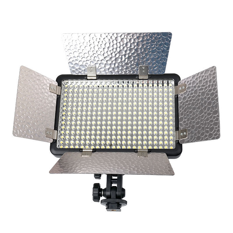 Godox LED camera verlichting - LED 308W II - met barndoor LED camera verlichting - LED 308W II - met barndoor