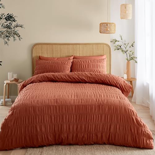 Catherine Lansfield Seersucker Super King Duvet Cover Set with Pillowcases Terracotta