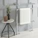 Elizabeth Radiateur pour salle de bain Dual Fuel / Hybride Classique Blanc avec porte-serviettes suspendu 62 x 93cm Incl. Thermostat tactile Wifi