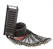 SubZero Gear4music SubZero 40-Kanaals Stage Box, 32 In / 8 Uit, 25m