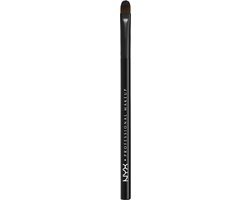 NYX Professional Makeup Pro Brush Flat Detail