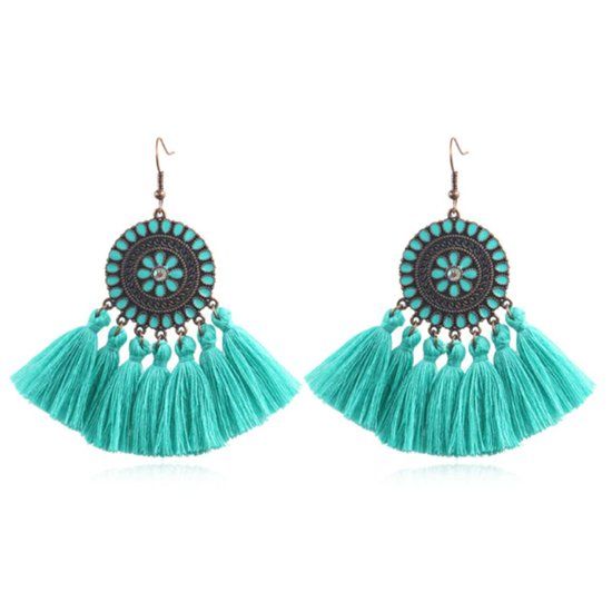 Deja Jewels Lookinggoodtoday Bohemian Ibiza oorbellen hangers met katoenen kwastjes kleur turquoise