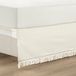 Lush Decor Boho franje 35 cm op maat gemaakte drop easy fit bedrok, koningin, gebroken wit