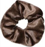 CHPN - Fluwelen Scrunchie - Lichtbruin
