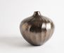 Torvia Vase B20 x T20 x H19 cm Aluminium Mokka Bronze Fait main