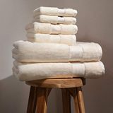 Fabdreams Badhanddoekenset van 100% biologisch katoen, luxe handdoekenset, GOTS-gecertificeerd, premium hotelhanddoeken, 700 g/m², 2 douchehanddoeken van 30 x 56 cm, 2 handdoeken van 16 x 30 cm, 2