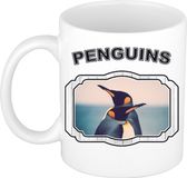 Bellatio Decorations Dieren liefhebber pinguin mok 300 ml - kerramiek - cadeau beker / mok pinguins liefhebber
