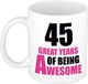 Bellatio Decorations Verjaardag 45 jaar Koffiemok Cadeau - Great years of being awesome - wit/roze - beker - Jubileum - voor dames - vrouwen