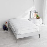 Elegante, gewatteerde topper met elastische banden, voor Frans bed, 120 x 195 cm
