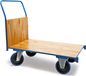 Wiltec chariot plateforme, adapté jusqu'à 600 kg, avec un cadre de 100x60 mm. Chariot de transport avec pneus en caoutchouc plein, une poignée arquée et un frein. Chariot de transport