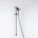 Fortifura Calvi glijstangset met ronde handdouche, gladde doucheslang - PVD - geborsteld gunmetal (antraciet)