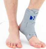 Reh4Mat Enkelbrace – Veterbrace met Figure-8 Banden – 4 Uitneembare Baleinen – Stabilisatie bij Verzwikking & Instabiliteit - S - Universeel - Grijs