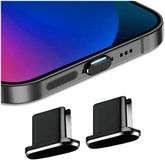 Selected by GSMpunt.nl USB-C Stofdichte Plug Dopje voor iPhone 15/16/17, iPhone 15/16/17 Plus, iPhone 15/16/17 Pro en iPhone 15/16/17 Pro Max (2-Pack) - Kapje voor iPhone 15/16/17-Series tegen Stof en Vuil - Duo Pack Zwart