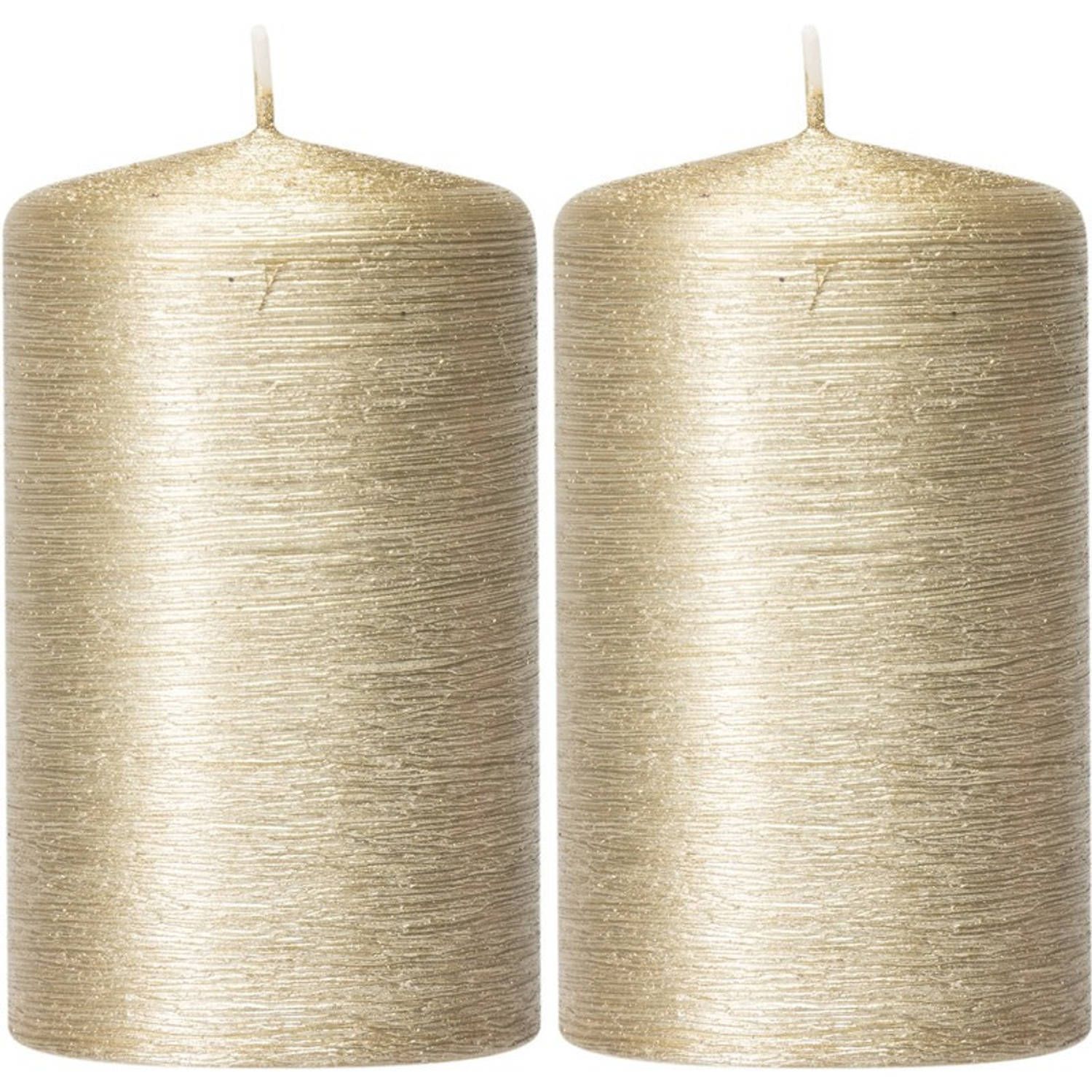 Enlightening Candles 2x Creme gouden cilinderkaarsen/stompkaarsen 6 x 10 cm 25 branduren - Geurloze creme goudkleurige kaarsen - Woondecoraties