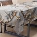 PETTI Artigiani Italiani - Vlekafstotend tafelkleed, rechthoekig, voor de keuken, elegant, marmereffect, lichtgrijs, 12 plaatsen (140 x 240 cm), 100% Made in Italy