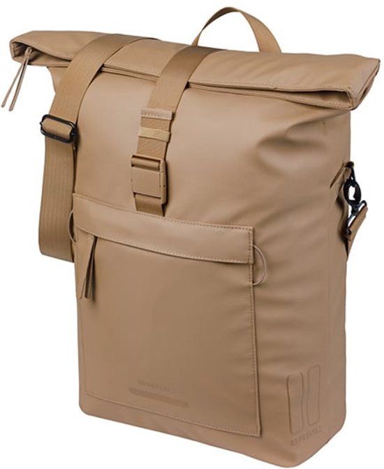 Basil Brooklyn - Enkele fietstas - 17 Liter - Waterdicht - Reflectie details - Gerecycled materiaal - MIK Hooks - Incl. laptopvak - zand
