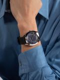 Guess Arc Kwarts Analoog Horloge Zwart Kast Gemaakt Van 100% Roestvrij Staal En Een Armband Van 100% Siliconen 44 GW0728G1, GW0728G2