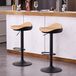 Tabourets de bar, set de 2, réglable en hauteur, pivotant à 360°, avec repose-pied