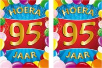 Bellatio Decorations Verjaardag deurposter - 2x - 95 jaar - multi - 59 x 84 cm - feestartikelen