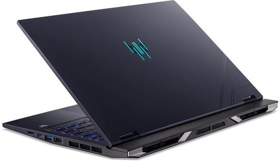 Acer Predator Helios Neo 14 / PHN14-71-700N