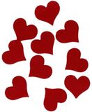 Glorex Hobby Hobby hartjes vilt - 30x stuks - rood -4cm - knutsel/hobby materiaal