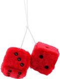 Merkloos / Sans marque BeiJingLiangPinJiaZuoKeJiWenHuaFaZhanYouXianGong Fluffy Dice voor Auto, Fuzzy Kerstboom Dice in Rood