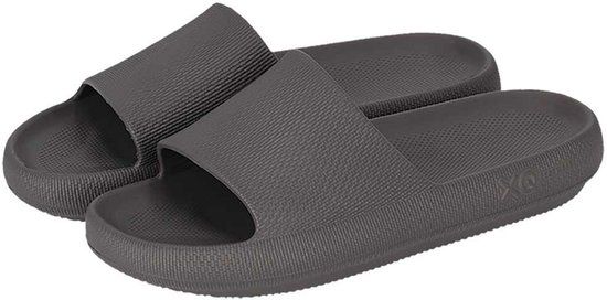 Morethansocks - Flops heren - Maat 41 t/m 45 - Badslippers heren - Lichtgewicht - Slippers heren - Ergonomisch voetbed