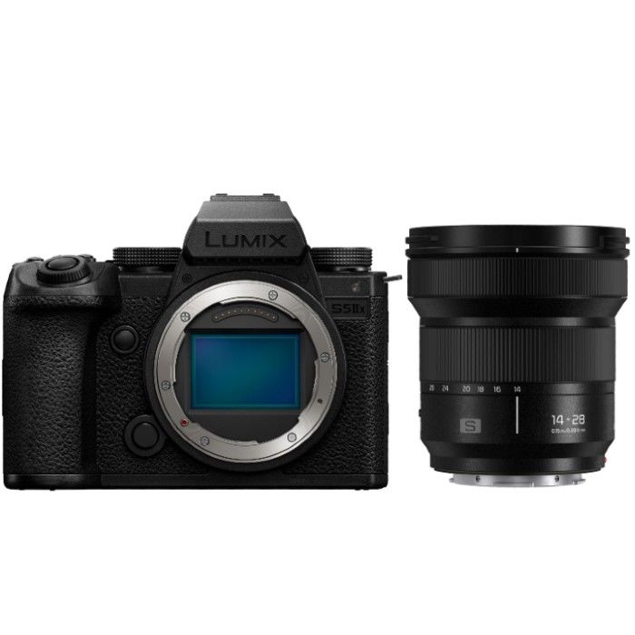 Panasonic Lumix DC-S5 IIX + 14-28mm F/4-5.6 Macro Lens Kit