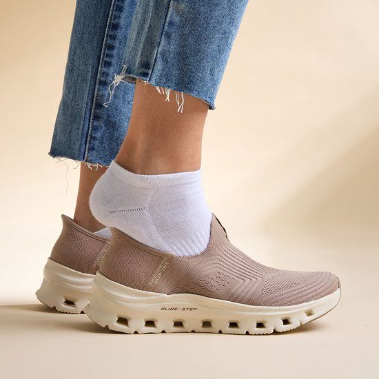 Skechers Slip-ins Glide-Step Pro-Everyday Citiz - Dames Instappers - Tan