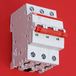 ABB SD203/25 hoofdschakelaar, lastscheider, schakelaar, 3-polig, 25A, rood