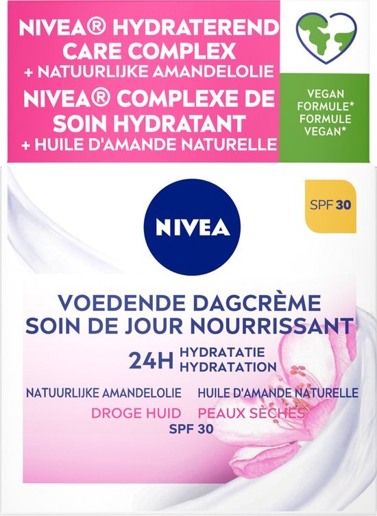 Nivea Essentials Voedende Dagcrème