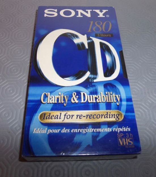 Sony E180CD