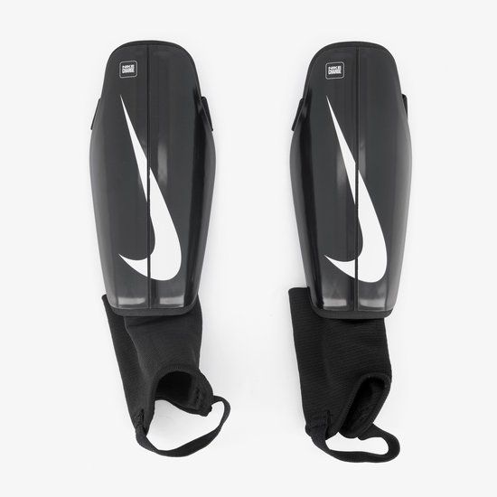 Nike Charge Shinguards scheenbeschermers zwart wit - Maat L