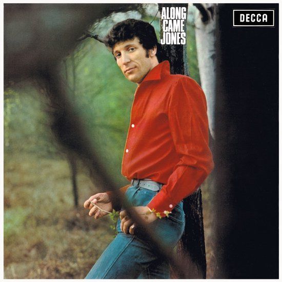 Universal Music Nederland Tom Jones - Along Came Jones (LP, Limited Edition, Red Transparent)