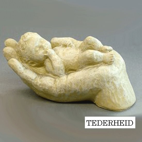 Parastone Beeldje - Baby in hand - Tederheid - wit - 1229.50