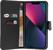 Coverzs telefoonhoesje geschikt voor Apple iPhone 13 Pro Bookcase hoesje - Walletcase flipcase shockproof hoesje pasjeshouder - zwart