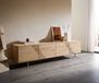 Tereos Meuble TV 220 cm, chêne naturel, effet 3D, 4 portes, pieds en angle, acier inoxydable brossé