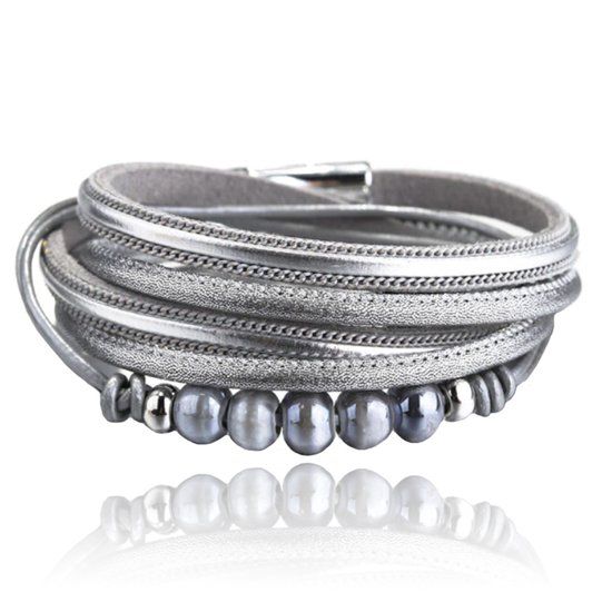 Deja Jewels Grijze multilayer Boho armband rondgenaaid PU leer en kralen