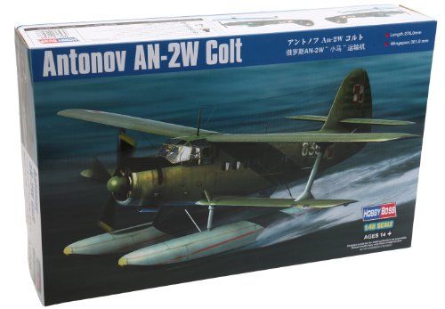 Hobbyboss 1:48 Schaal "Antonov AN-2W Colt" Model Kit (Grijs)