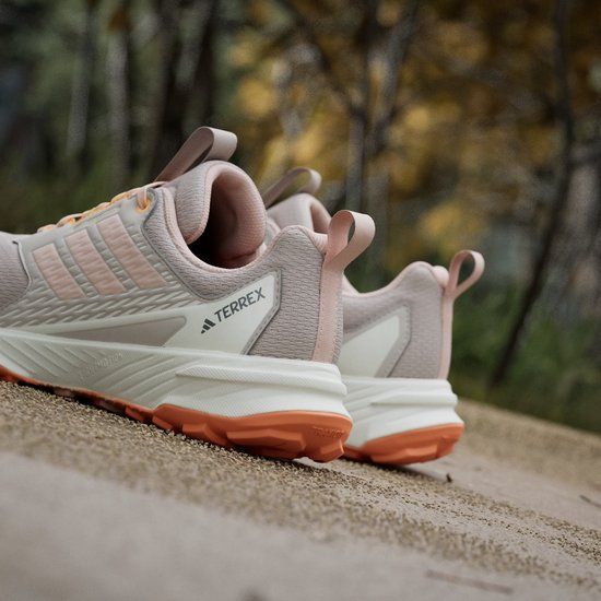 adidas TERREX Tracefinder Trail Running Schoenen - Dames - Bruin - Maat 36