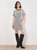 Apricot Mini-jurk met chevronprint