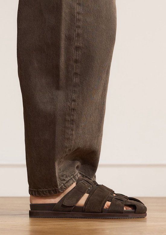 Manfield - Heren - Donkerbruine suède slippers - Maat 46