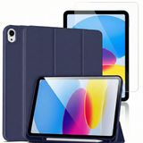 Casemania Hoes en Glas Geschikt voor Apple iPad 2025 (A16) & 2022 10e Gen - Donker Blauw - Smart Cover met Pencil Houder Uitsparing & Glazen Screenprotector