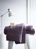 TODAY Sertte de Toilette 257627 Premium handdoek van katoen, 50 x 90 cm, violet, viool