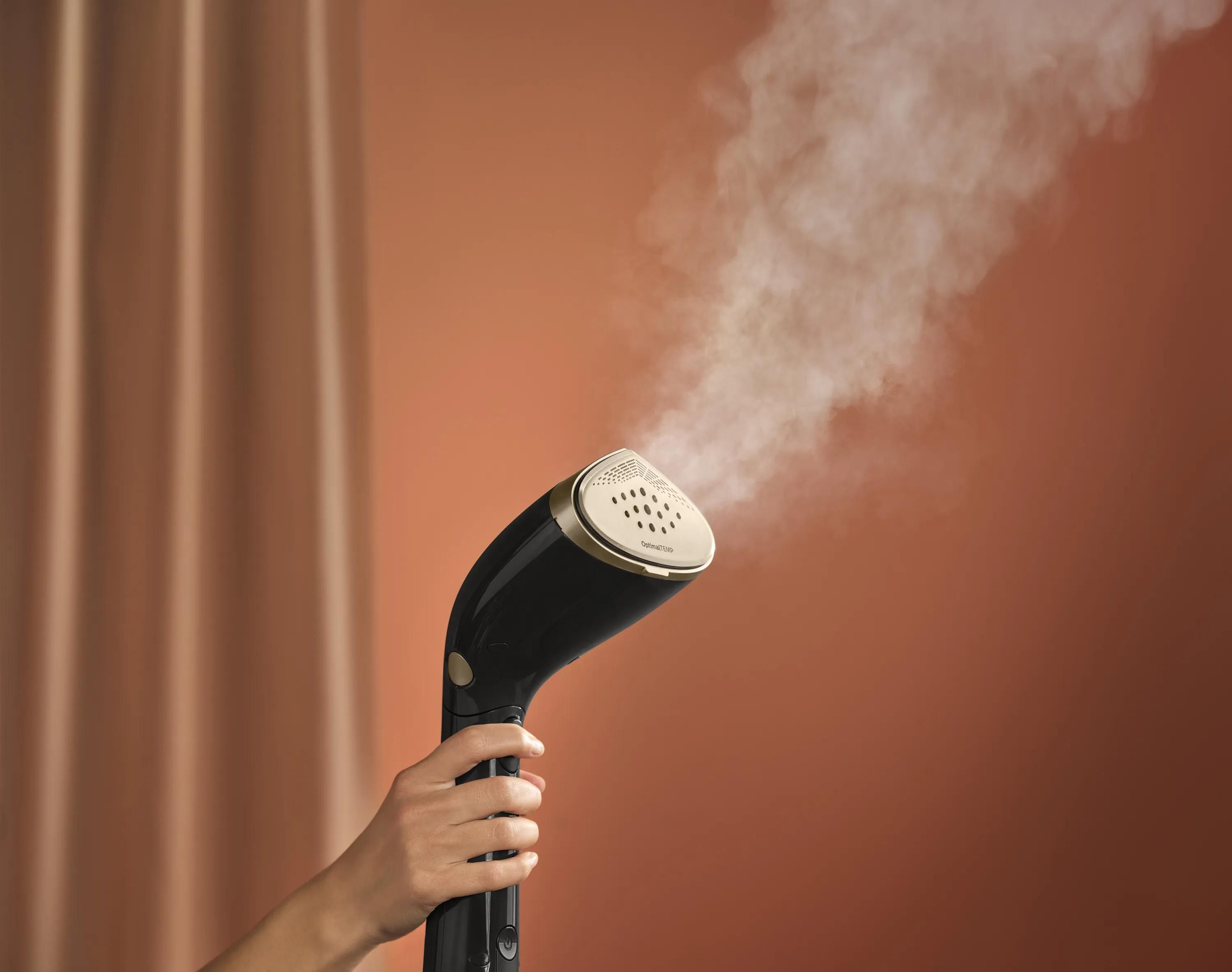 Philips 7000 Series STH7060/80 Handheld Garment Steamer - Black