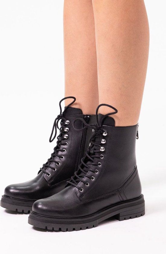 Sacha - Dames - Zwarte leren veterlaarsjes - Maat 39