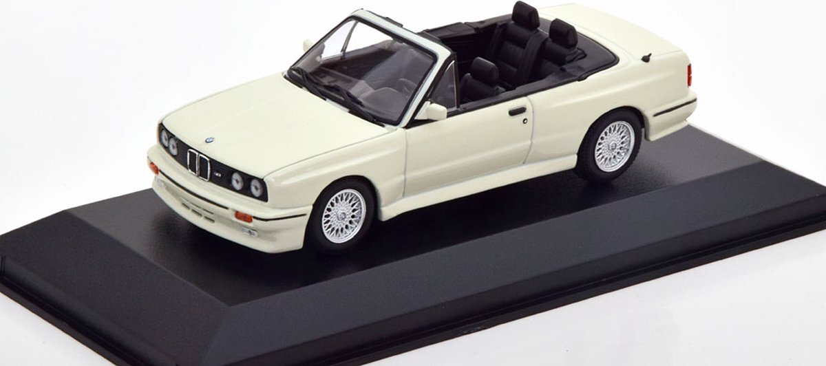 Maxichamps M3 (E30) Cabriolet 1988 Wit 1-43 Maxichamps